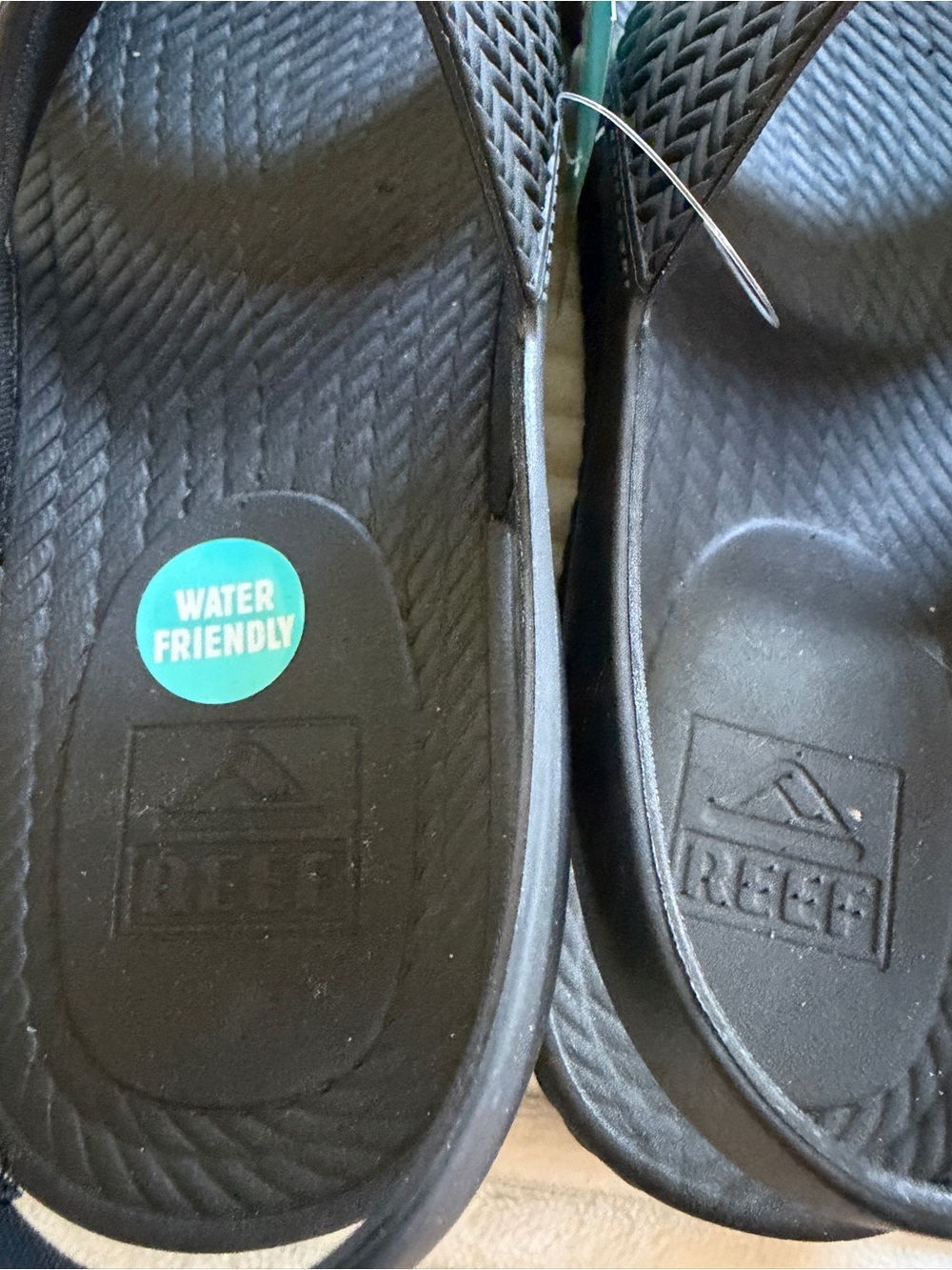 Reef Water Vista Black Textured Women's Sandals - Picture 3 of 8